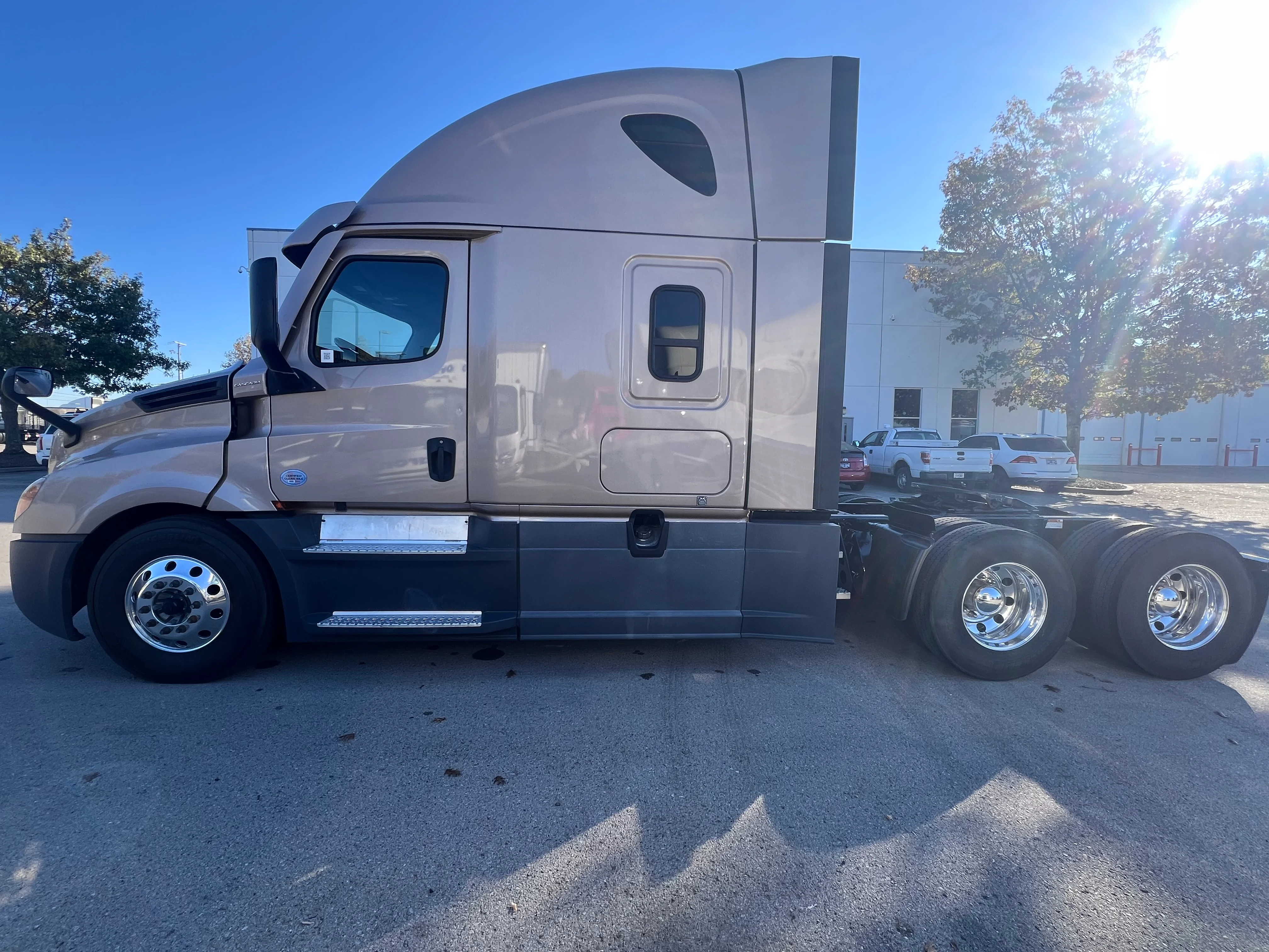 2021 Freightliner Cascadia in Nashville, TN — photo 4