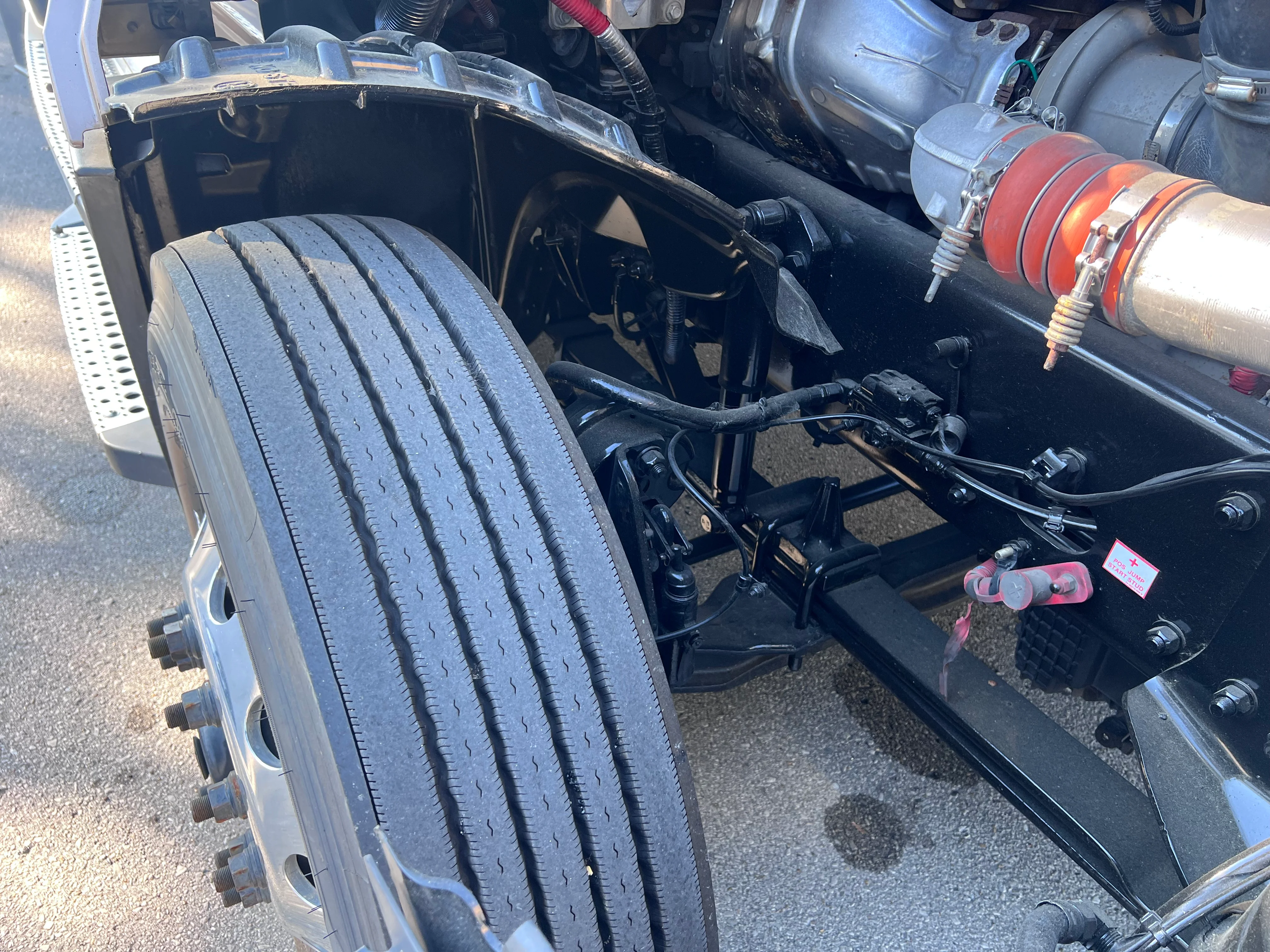 2021 Freightliner Cascadia in Nashville, TN — photo 12