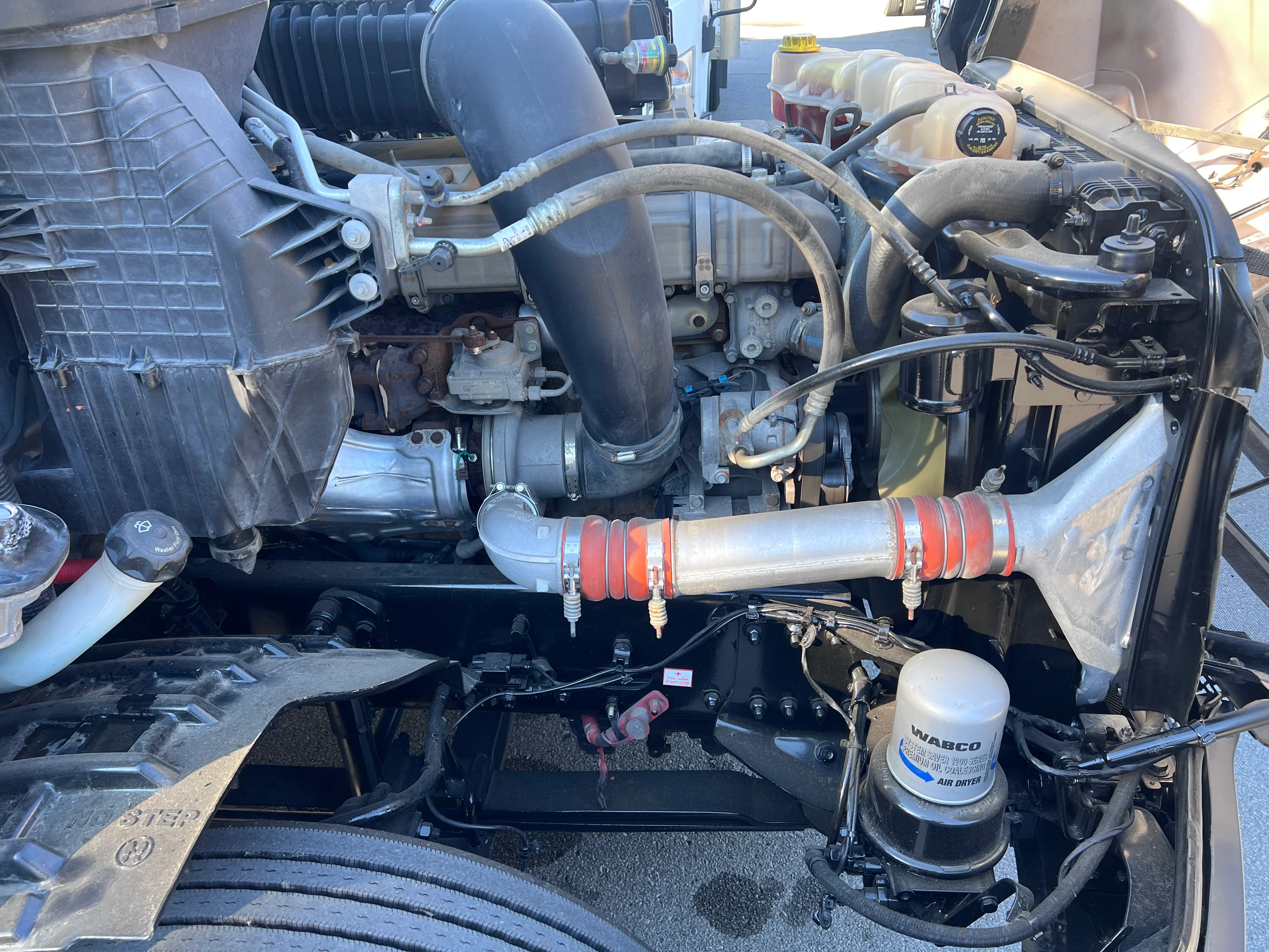 2021 Freightliner Cascadia in Nashville, TN — photo 11