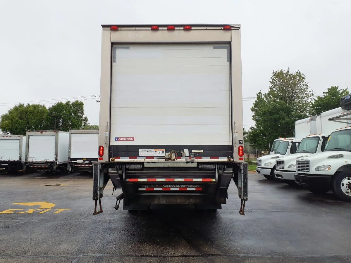 2019 International 4300 - image 5