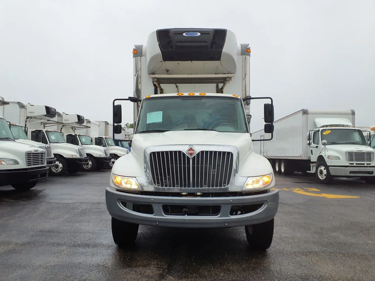 2019 International 4300 - image 2