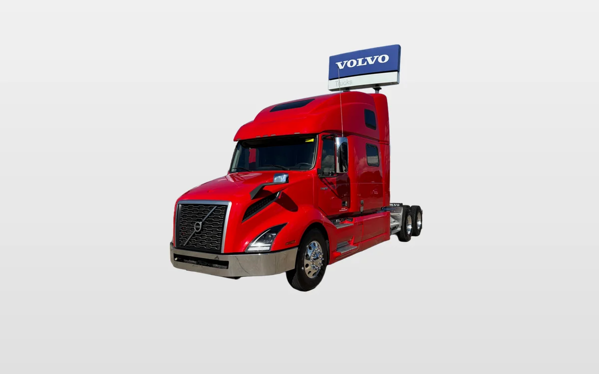 2023 Volvo - image 1