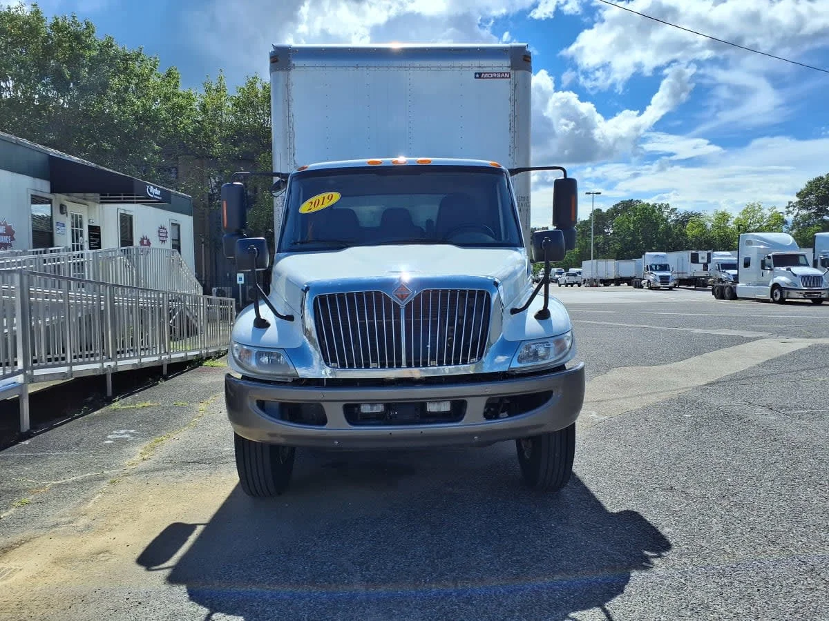 2019 International 4300 in Knoxville, TN — photo 2