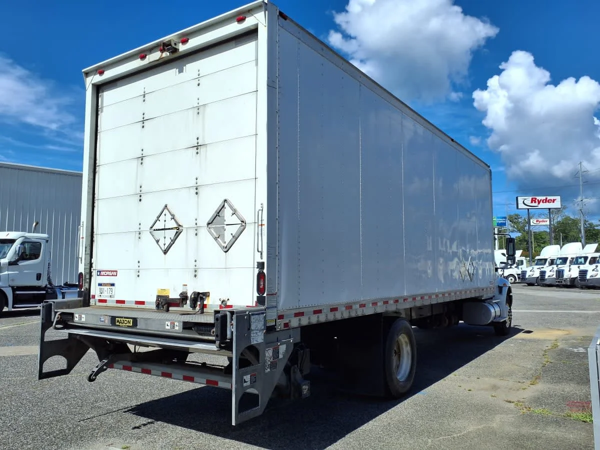 2019 International 4300 in Knoxville, TN — photo 4