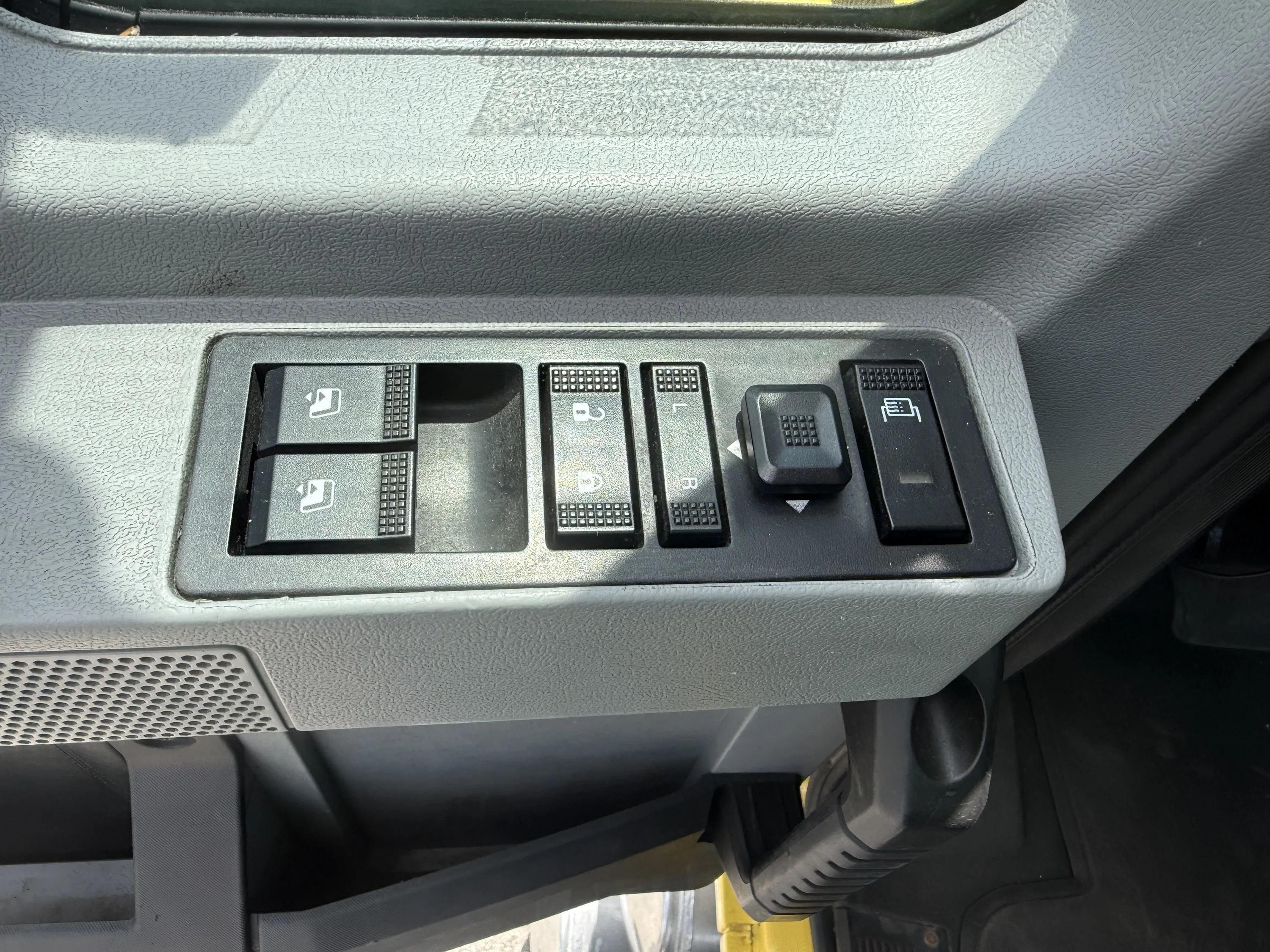 2020 Mack Pinnacle in Austin, TX — photo 13