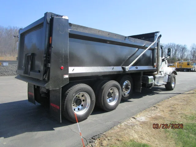 2019 Peterbilt 567 - image 5