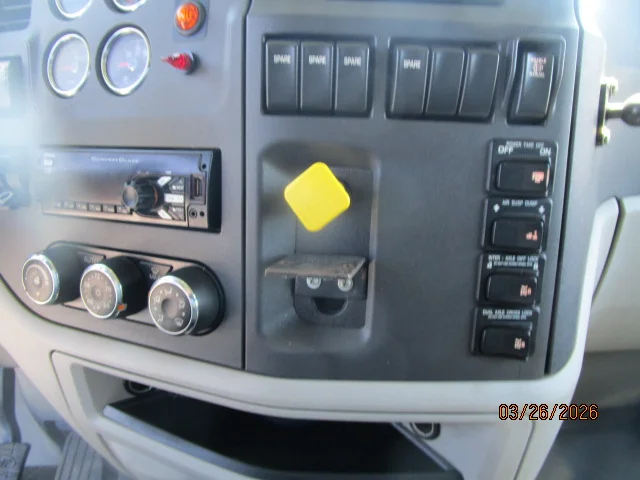 2019 Peterbilt 567 - image 13