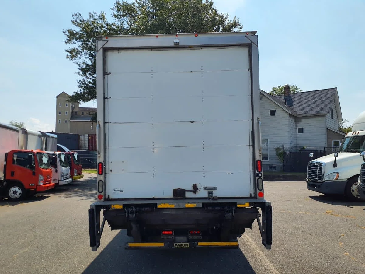 2018 International 4300 - image 5