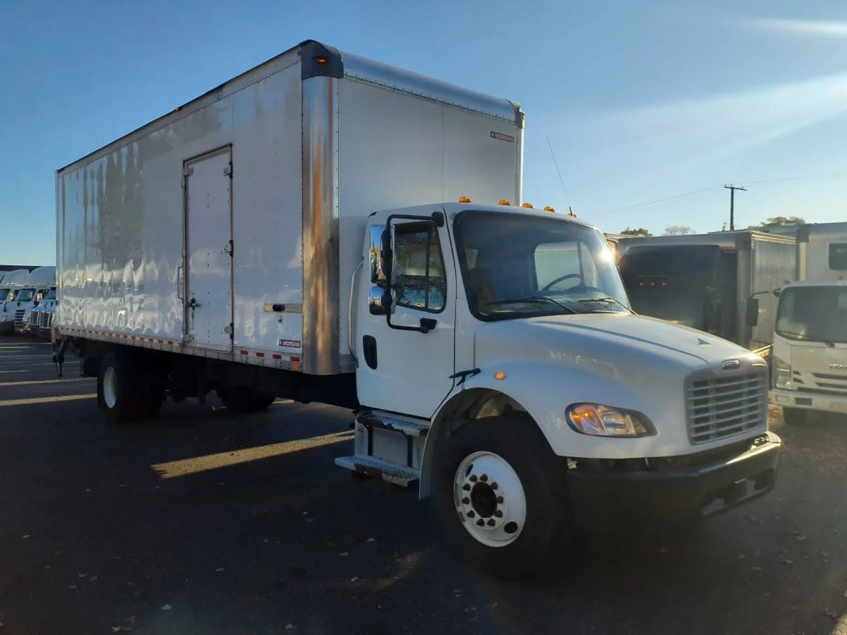 2019 Freightliner M2 106 in Springfield, MA — photo 3