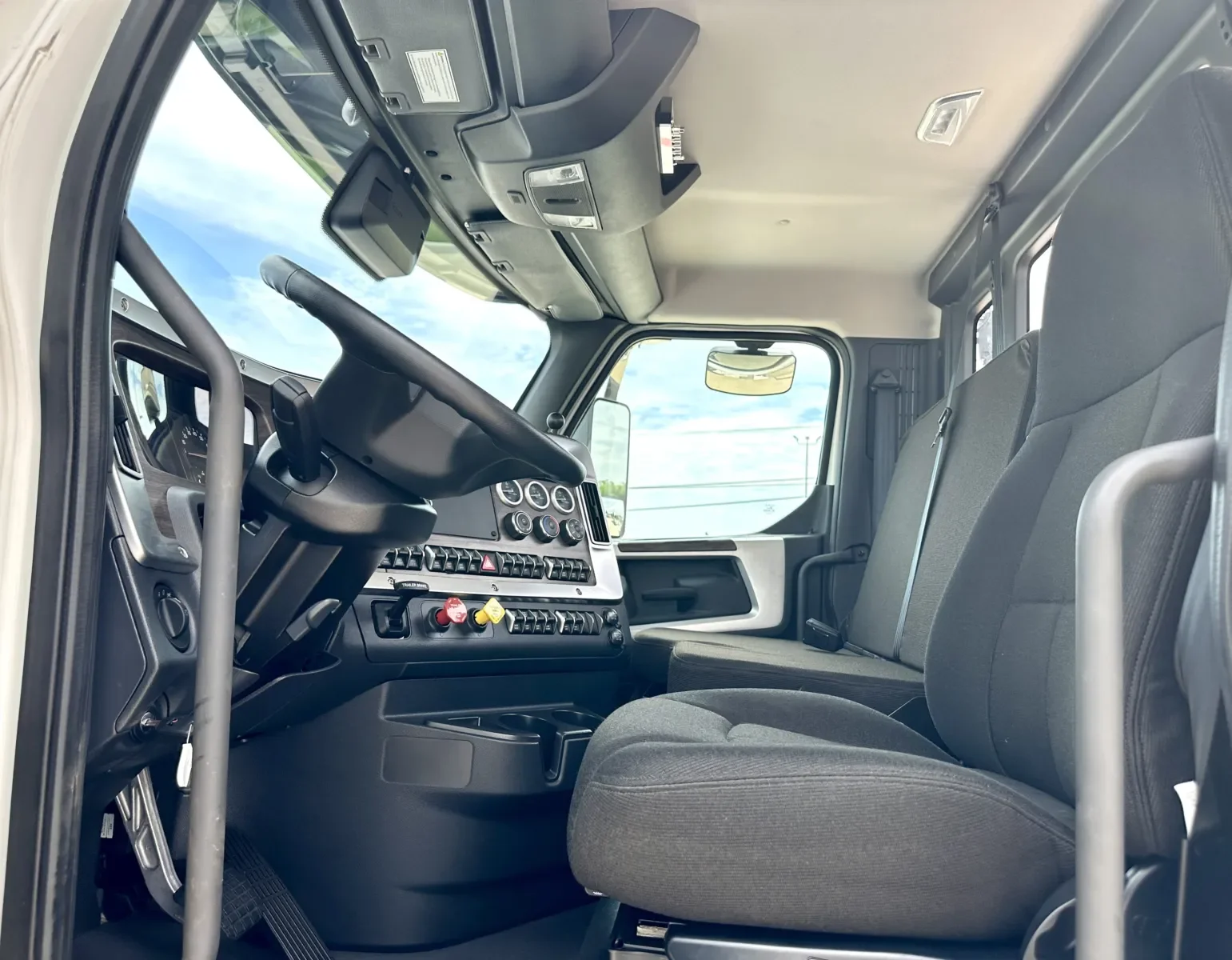 2022 Western Star 49X in Hutchins, TX — photo 14