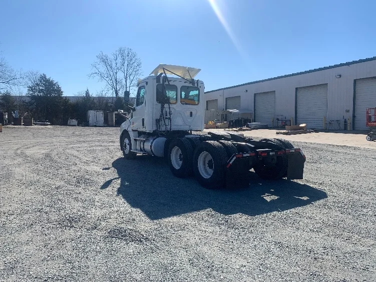 2019 Freightliner Cascadia in Charlotte, NC — photo 5