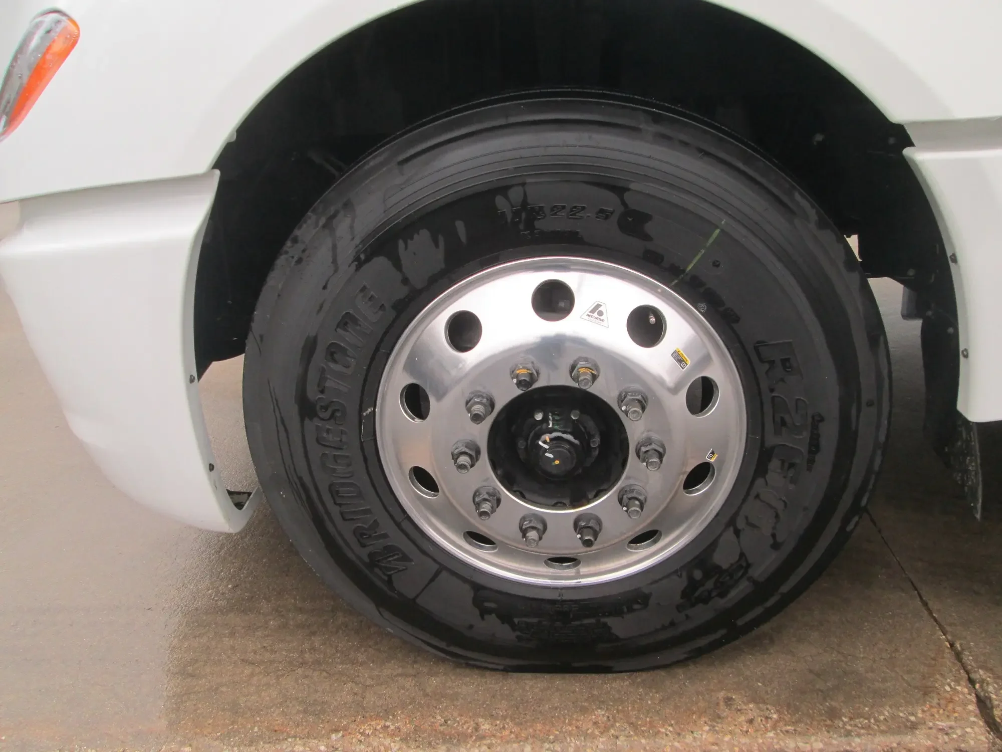 2025 International LT - image 6