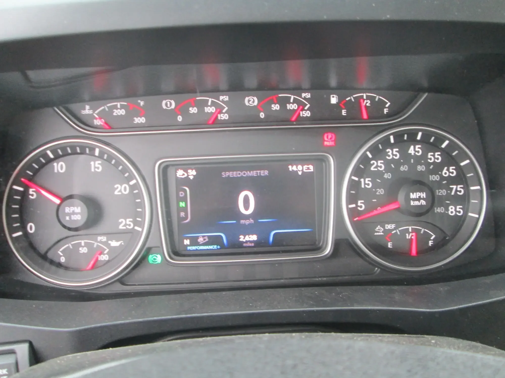 2025 International LT - image 11