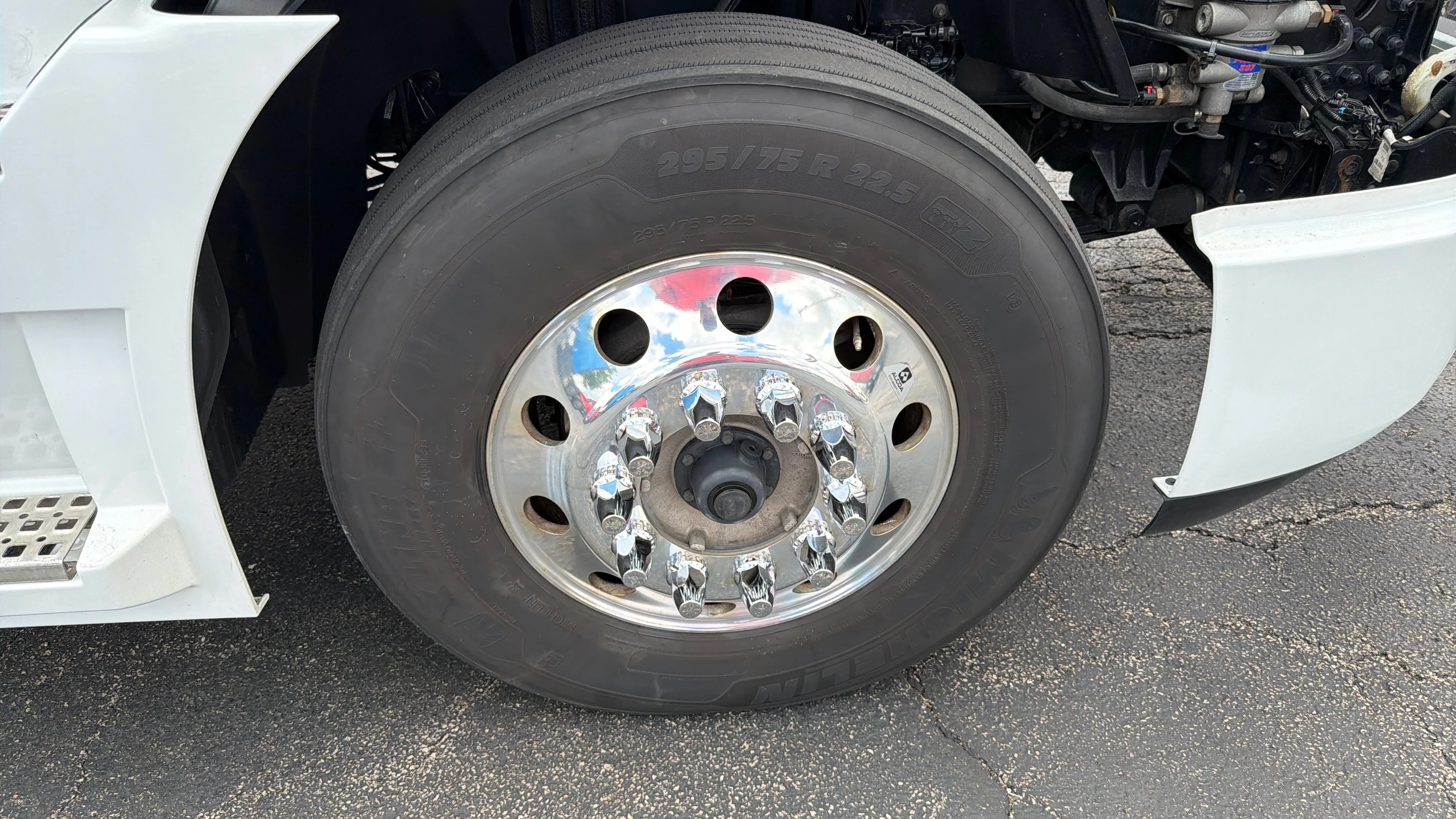 2023 Kenworth T680 in North Little Rock, AR — photo 8
