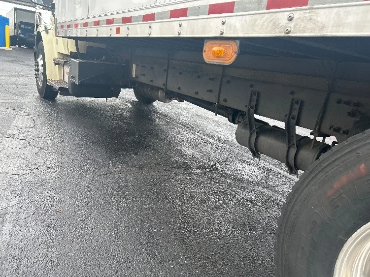 2020 Freightliner M2 106 in Baltimore, MD — photo 5