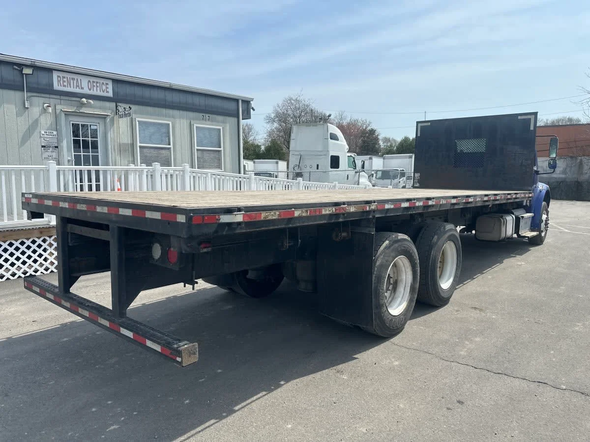 2021 Freightliner M2 106 in Bensalem, PA — photo 4