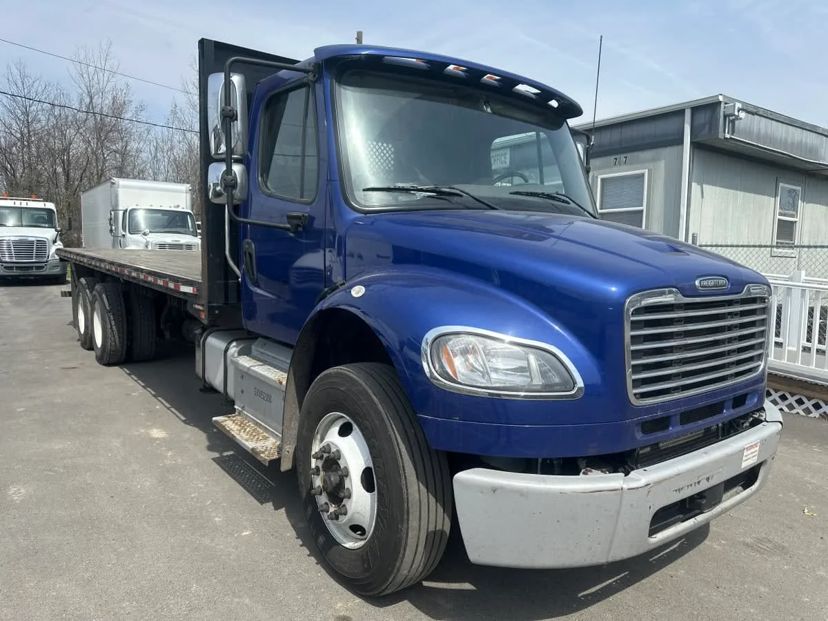 2021 Freightliner M2 106 in Bensalem, PA — photo 3