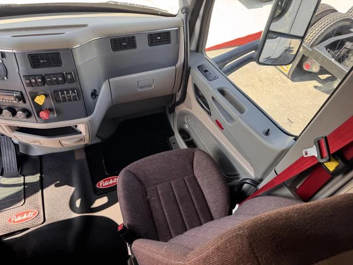 2022 Peterbilt 567 - image 19
