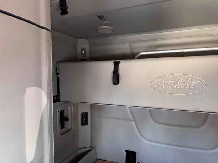 2022 Peterbilt 567 - image 14
