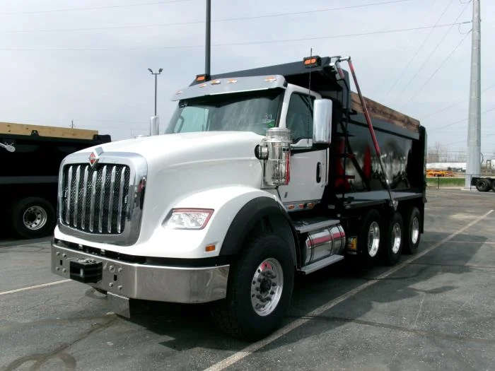 2026 International HX - image 3