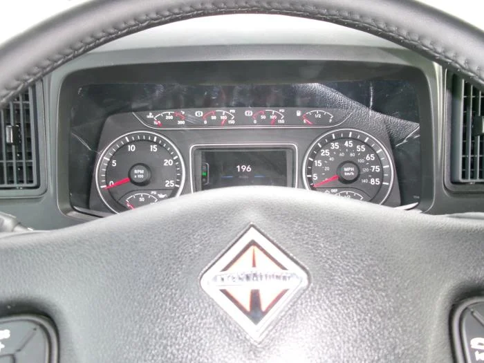 2026 International HX - image 16