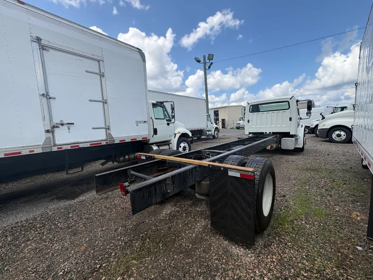 2019 Freightliner M2 106 in Ashland, VA — photo 4