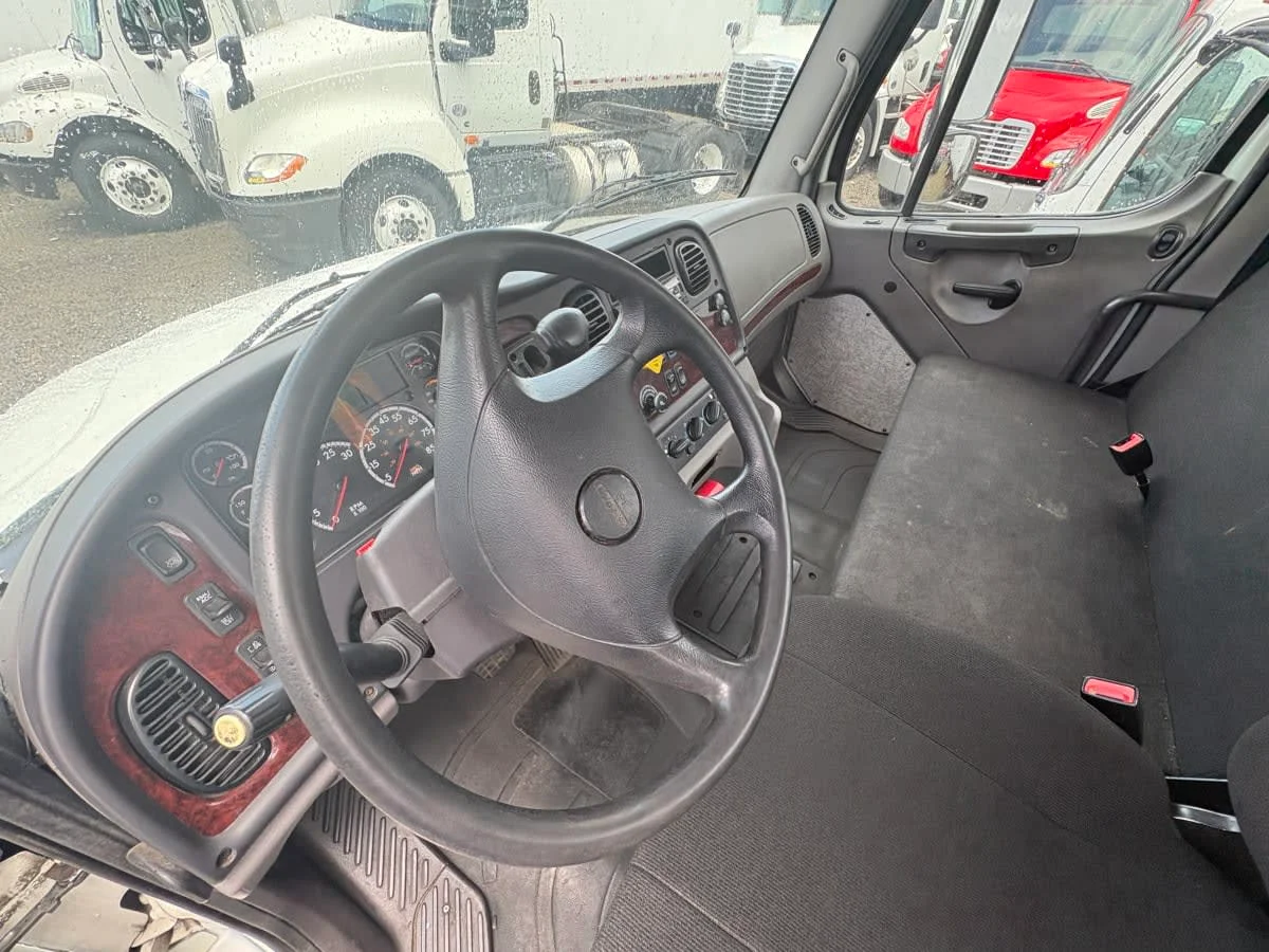 2019 Freightliner M2 106 in Ashland, VA — photo 7