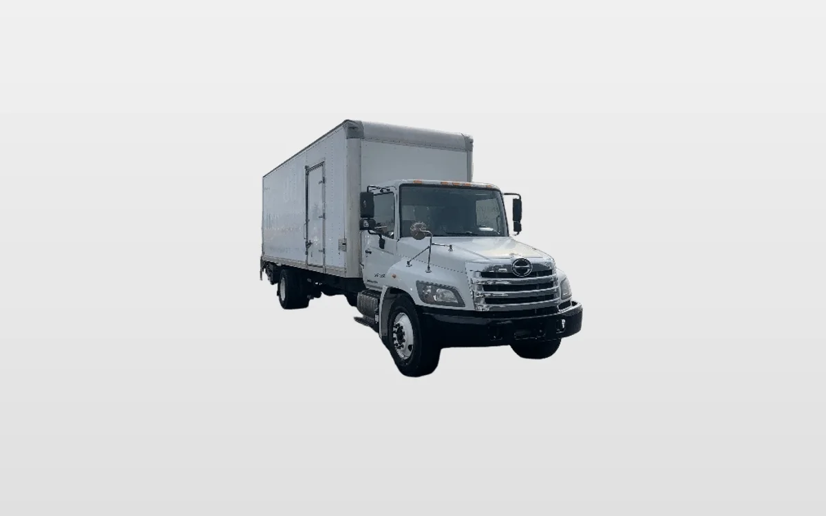 2019 Hino 268 - image 1