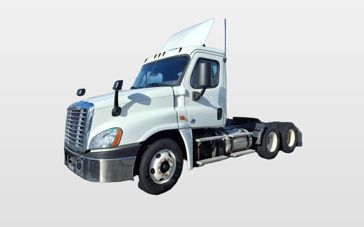2017 Freightliner - image 1