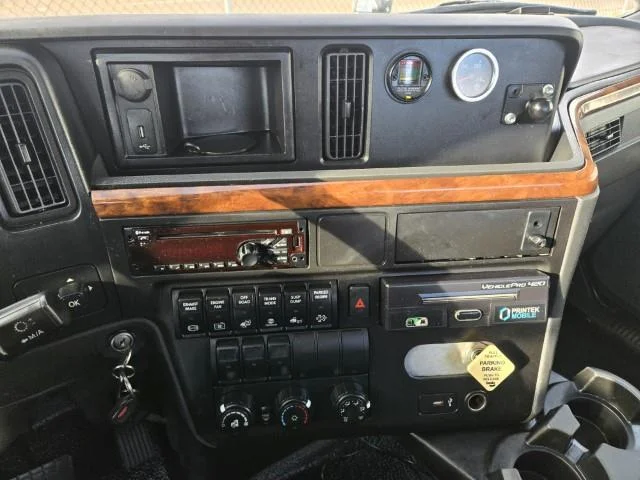 2020 International MV - image 9