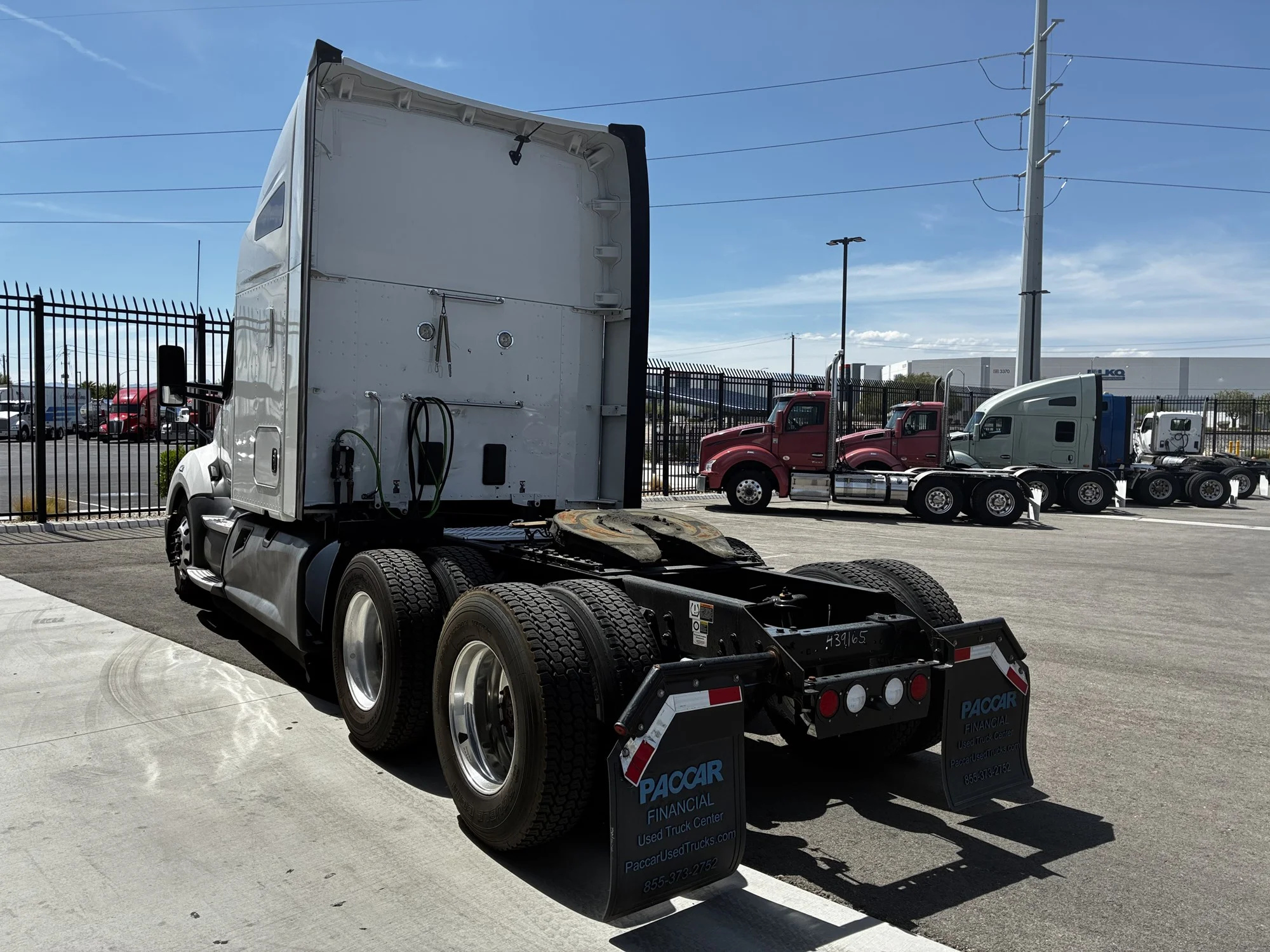 2021 Kenworth T680 in Las Vegas, NV — photo 5
