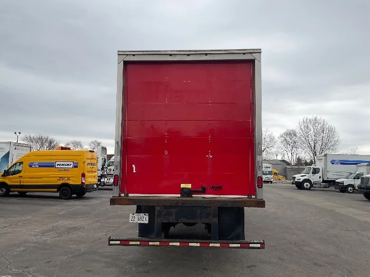 2019 Freightliner M2 106 - image 7