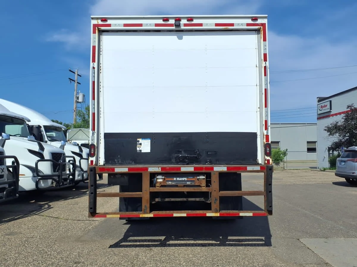 2019 Freightliner M2 106 in Altoona, IA — photo 5