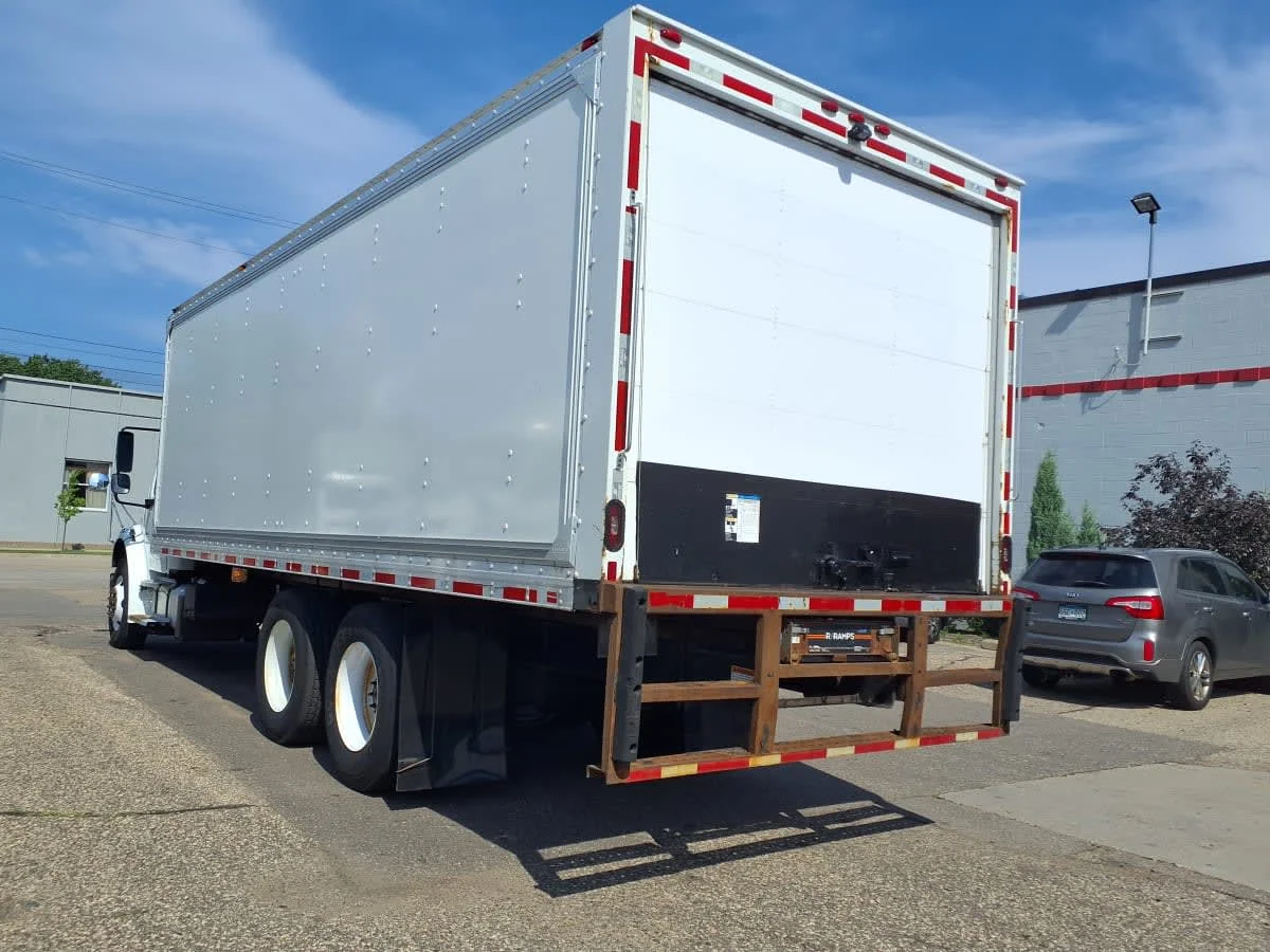 2019 Freightliner M2 106 in Altoona, IA — photo 6