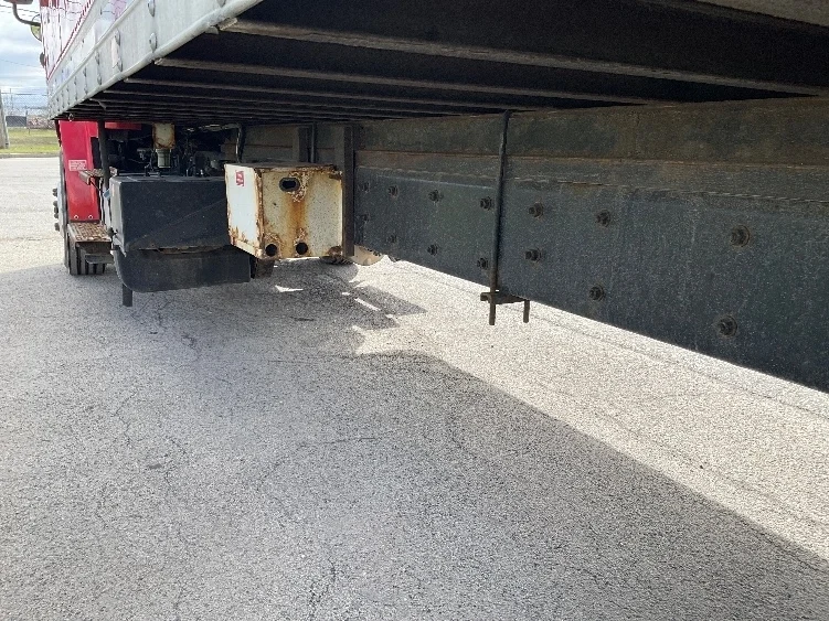 2018 Freightliner M2 106 - image 5