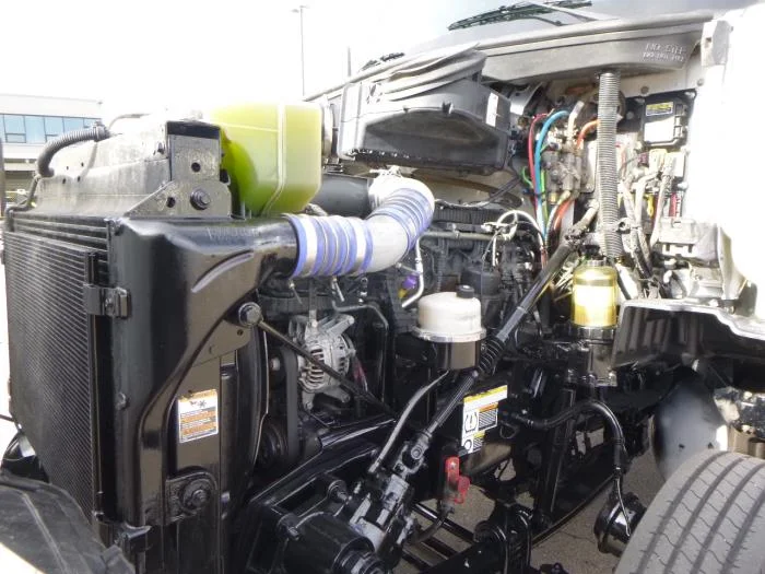 2020 Peterbilt 579 - image 17