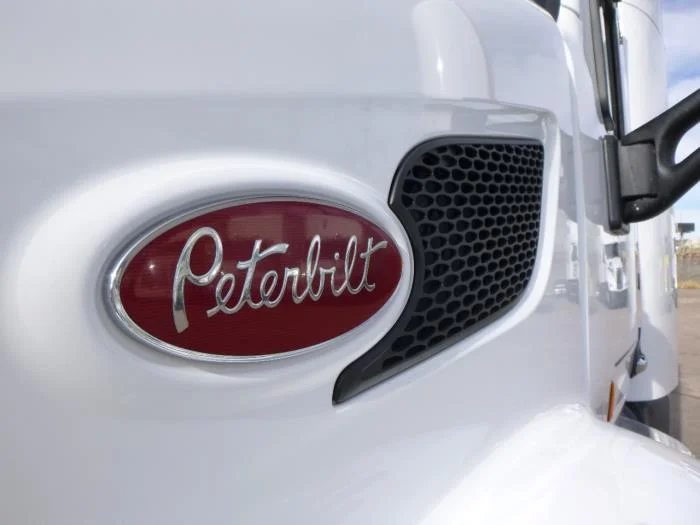 2020 Peterbilt 579 - image 11
