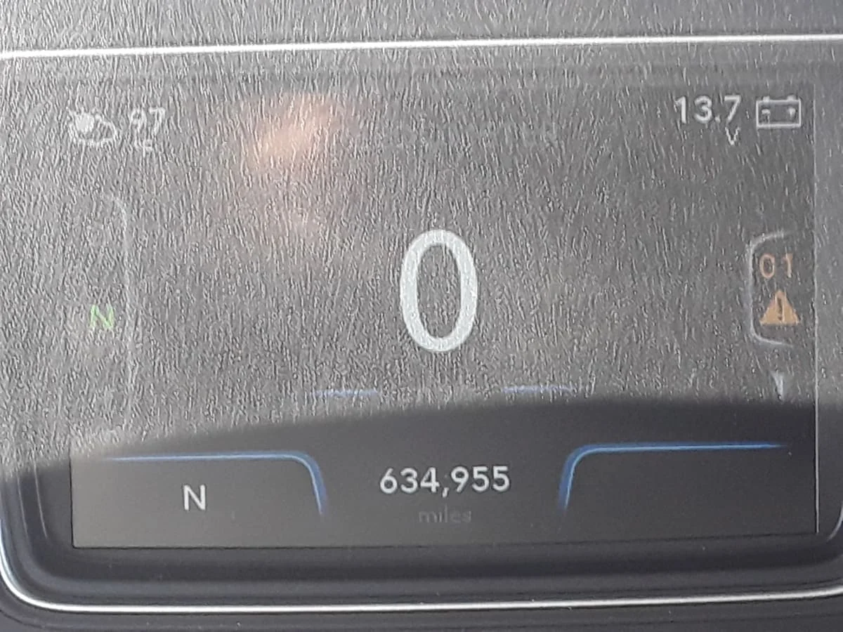 2020 International LT in Montebello, CA — photo 9