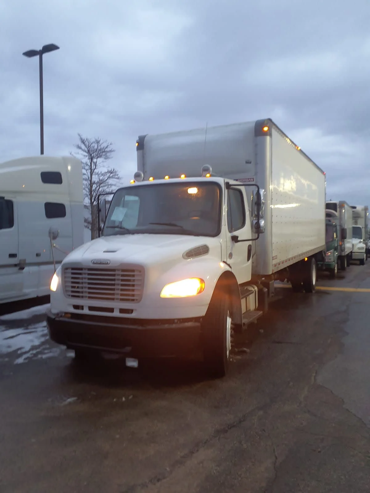 2020 Freightliner M2 106 in Bolingbrook, IL