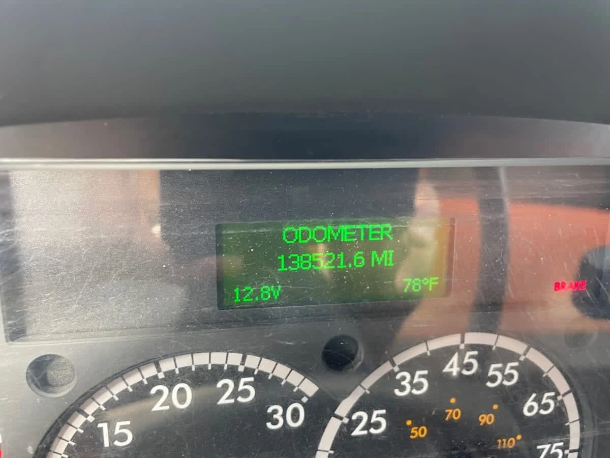 2018 Freightliner M2 106 in Farmingdale, NY — photo 10