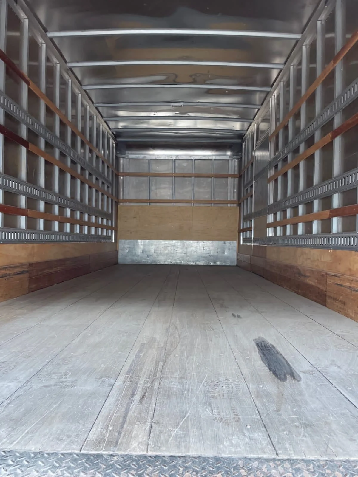 2018 Freightliner M2 106 in Farmingdale, NY — photo 8