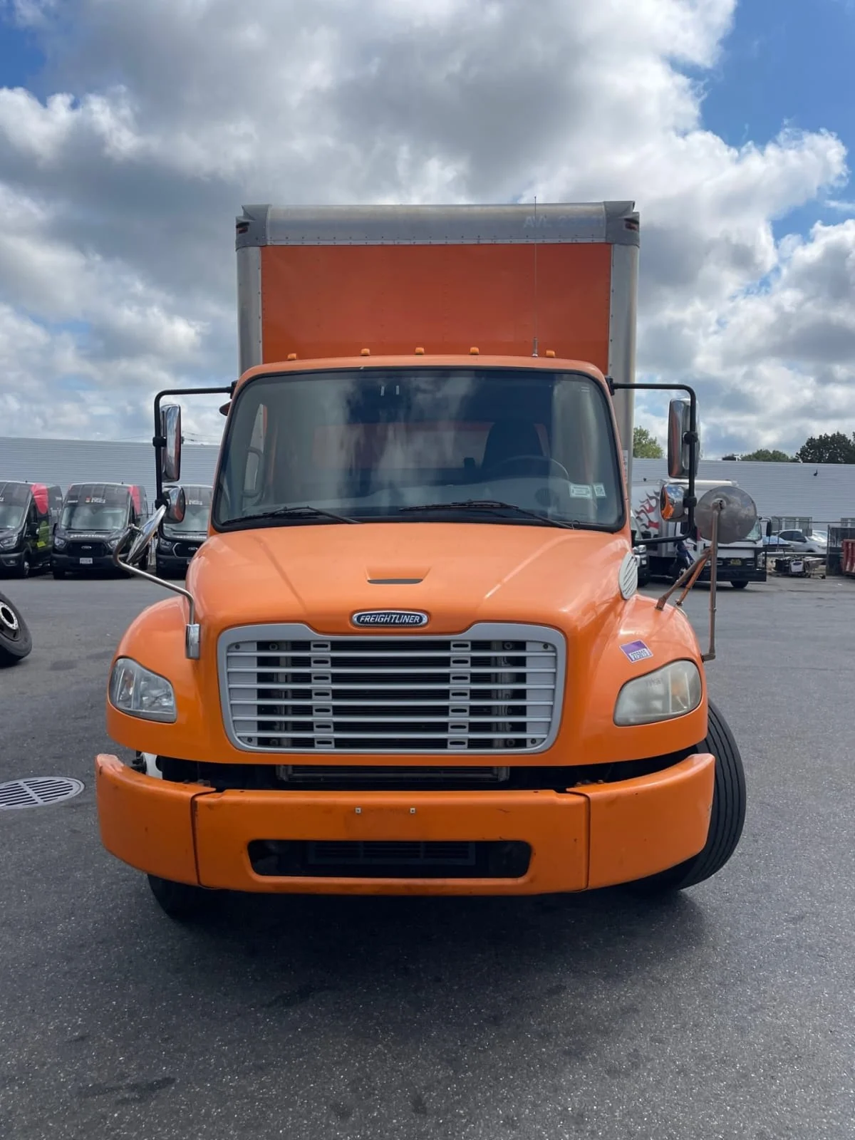 2018 Freightliner M2 106 in Farmingdale, NY — photo 2