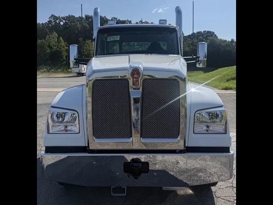 2027 Kenworth T880 in Van Buren, AR — photo 10