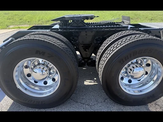 2027 Kenworth T880 in Van Buren, AR — photo 14