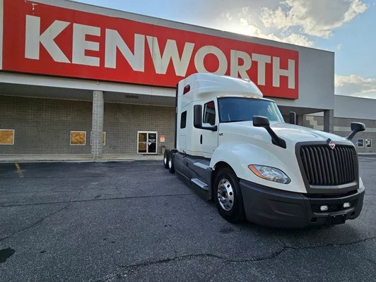 2021 International LT in Mableton, GA — photo 4