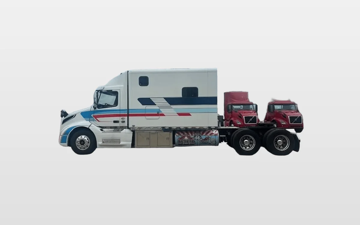 2020 Volvo VNL 300 - image 1