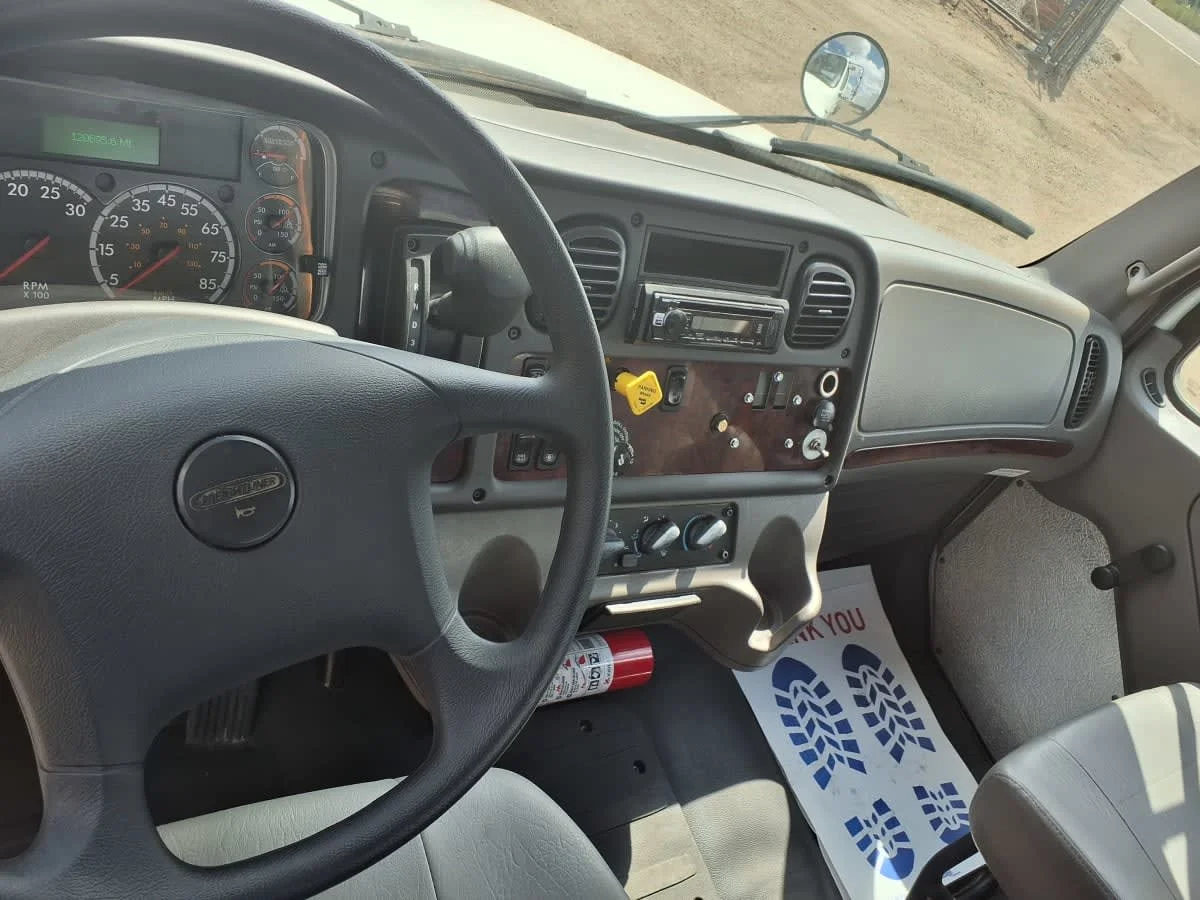 2018 Freightliner M2 106 in Commerce City, CO — photo 7