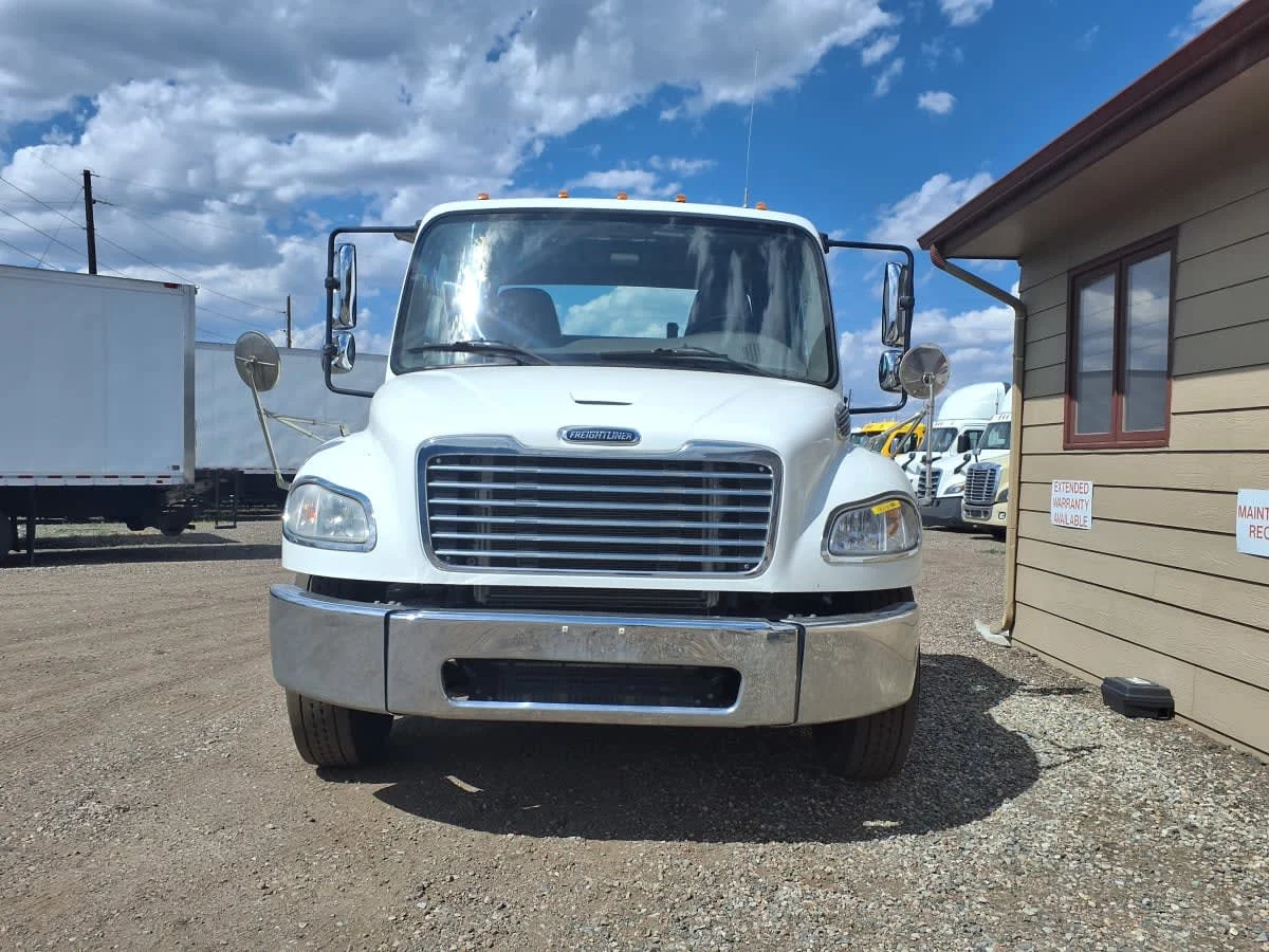 2018 Freightliner M2 106 in Commerce City, CO — photo 2