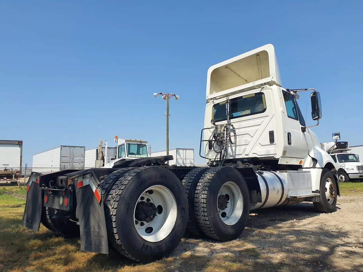 2016 International ProStar - image 4