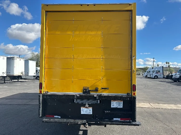 2021 International MV in Phoenix, AZ — photo 7